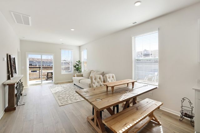 1653 Manuka Ln, Columbia, TN 38401