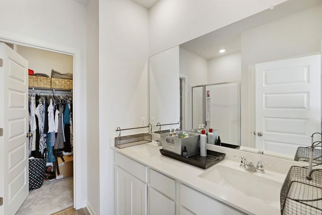 1653 Manuka Ln, Columbia, TN 38401