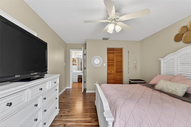 3612 PINE KNOT DRIVE, Valrico, FL 33596
