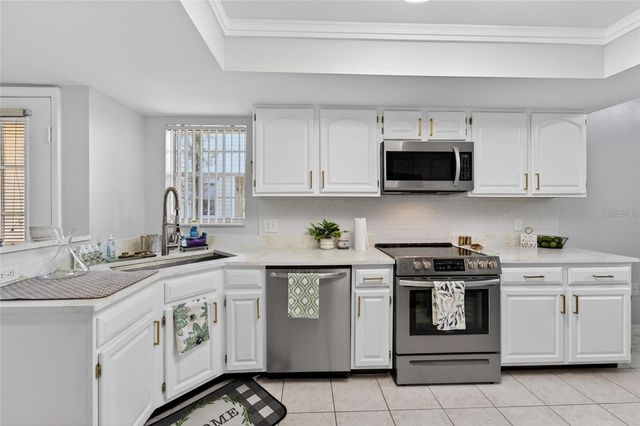 3612 PINE KNOT DRIVE, Valrico, FL 33596