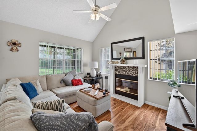 3612 PINE KNOT DRIVE, Valrico, FL 33596