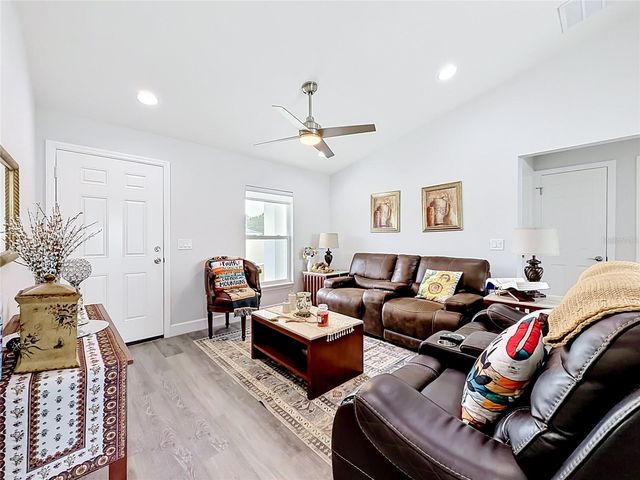 13793 SW 100 LANE, Dunnellon, FL 34432