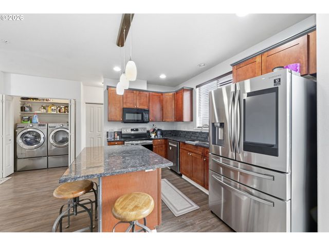 1764 ALLEA Dr, Eugene, OR 97404