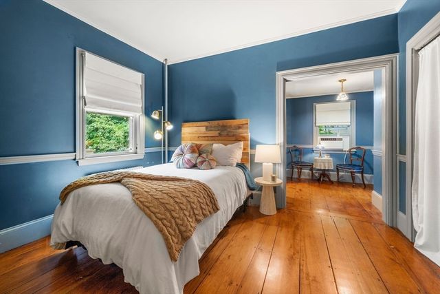 31 Broadway, Hanover, MA 02339
