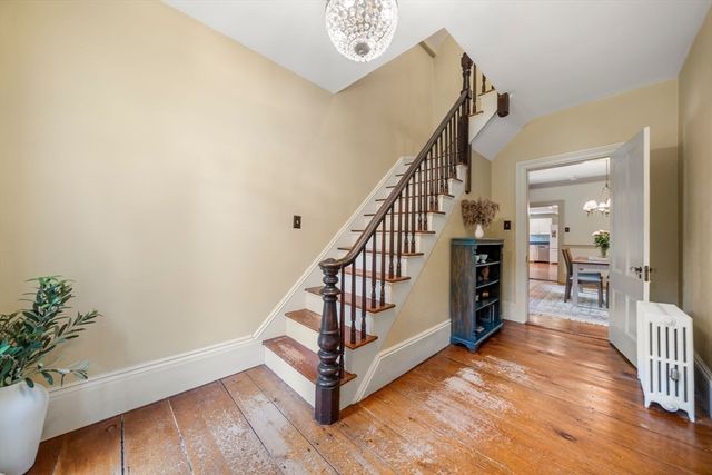 31 Broadway, Hanover, MA 02339