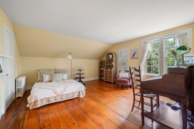 31 Broadway, Hanover, MA 02339