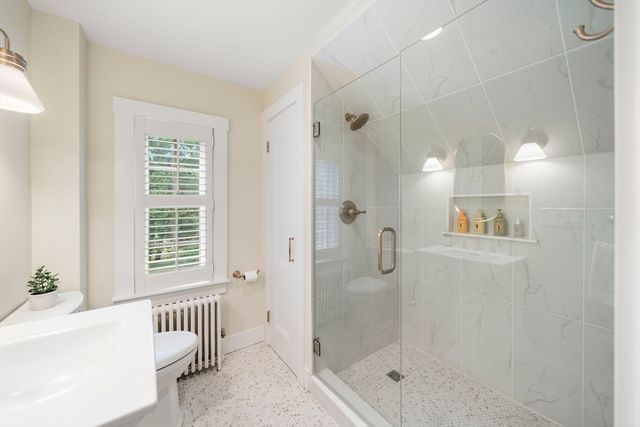 31 Broadway, Hanover, MA 02339