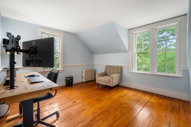 31 Broadway, Hanover, MA 02339