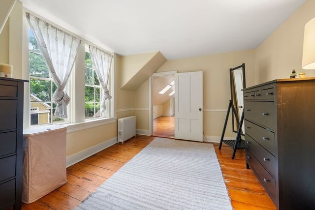 31 Broadway, Hanover, MA 02339