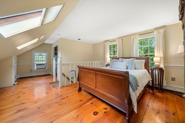 31 Broadway, Hanover, MA 02339
