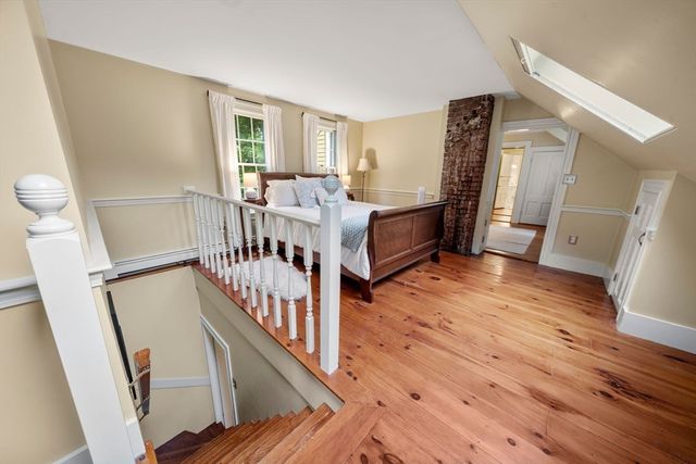 31 Broadway, Hanover, MA 02339