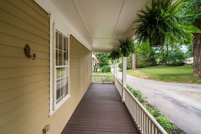 31 Broadway, Hanover, MA 02339