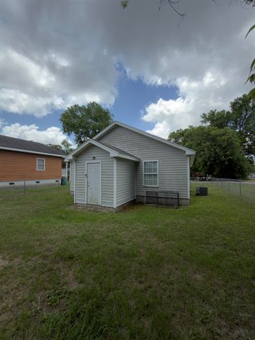 521 Bond St., Georgetown, SC 29440