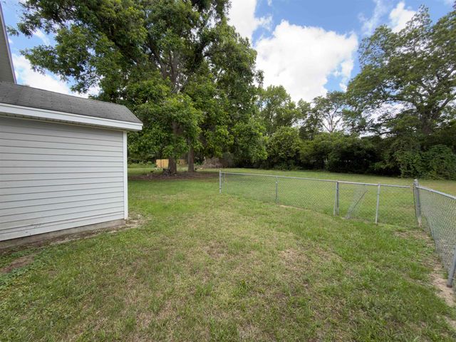 521 Bond St., Georgetown, SC 29440