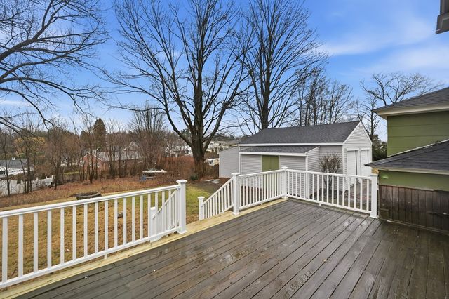 30 Butler Ave, Chicopee, MA 01020