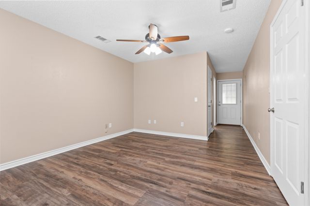 607 Nancy Ann Street, Hamilton, TX 76531