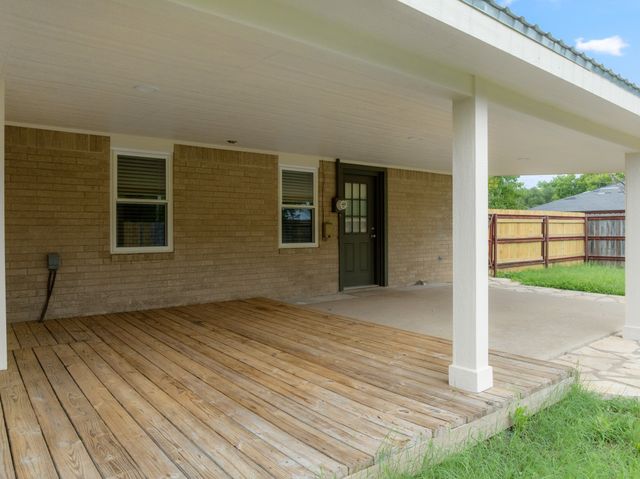607 Nancy Ann Street, Hamilton, TX 76531