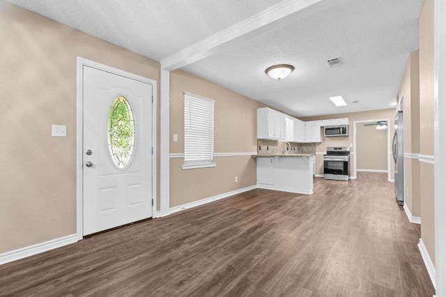 607 Nancy Ann Street, Hamilton, TX 76531