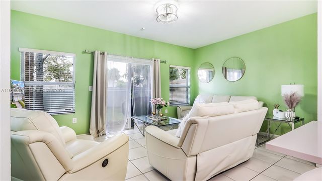 3087 NW 30th Pl, Oakland Park, FL 33311