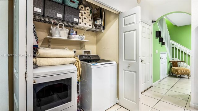 3087 NW 30th Pl, Oakland Park, FL 33311