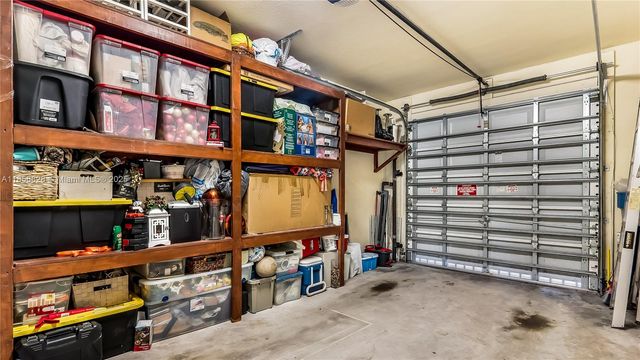 3087 NW 30th Pl, Oakland Park, FL 33311