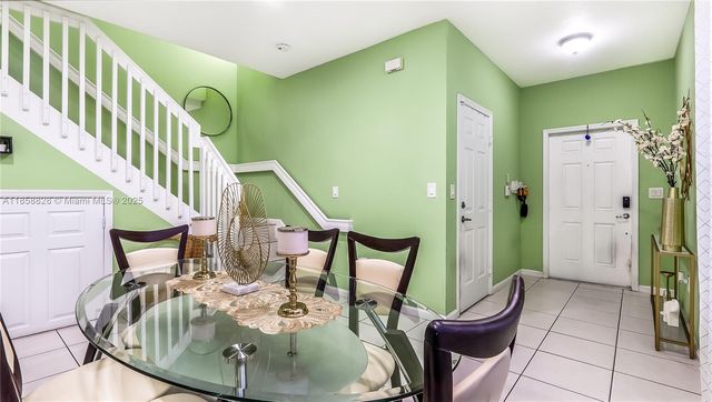 3087 NW 30th Pl, Oakland Park, FL 33311