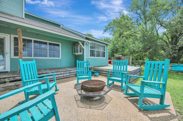 203 Port Drive, Gun Barrel City, TX 75156