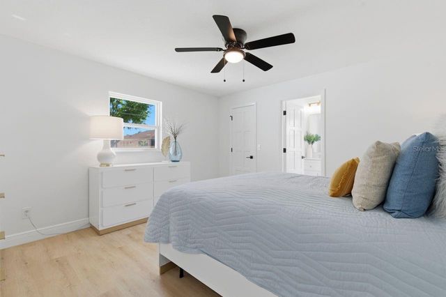 1856 MOVA STREET, Sarasota, FL 34231