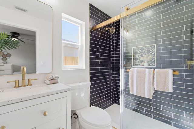 1856 MOVA STREET, Sarasota, FL 34231