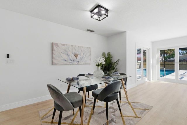 1856 MOVA STREET, Sarasota, FL 34231