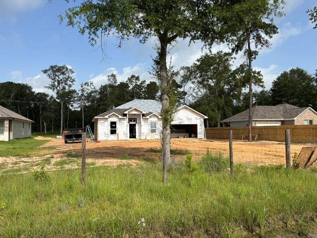 141 County Road 3372, Cleveland, TX 77327