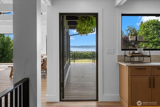 29811 Marine View Drive SW, Federal Way, WA 98023