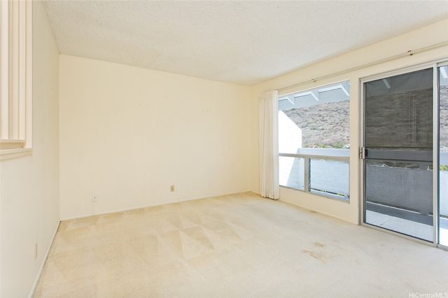 1130 Wainiha Street C, Honolulu, HI 96825