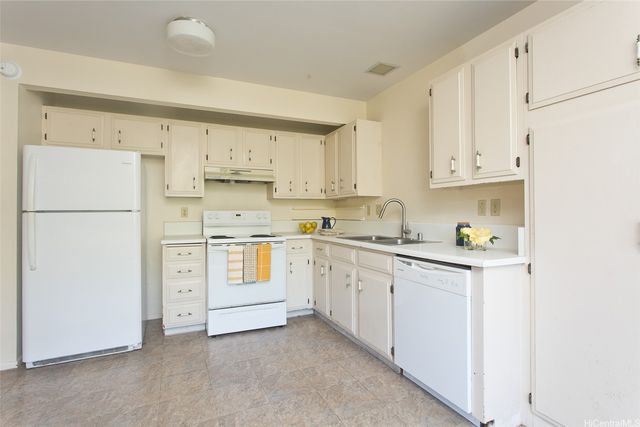 1130 Wainiha Street C, Honolulu, HI 96825