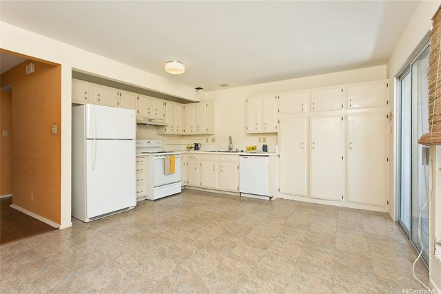 1130 Wainiha Street C, Honolulu, HI 96825