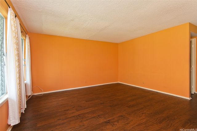 1130 Wainiha Street C, Honolulu, HI 96825