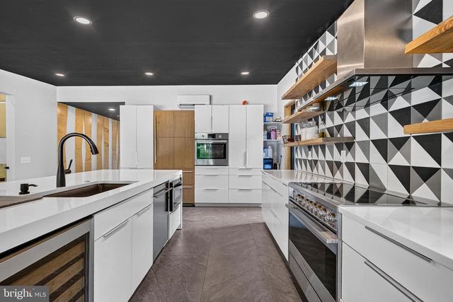 6192 LLANFAIR DR, Columbia, MD 21044