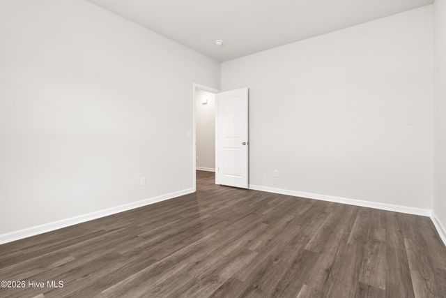 100 Nesbitt Court, Jacksonville, NC 28546