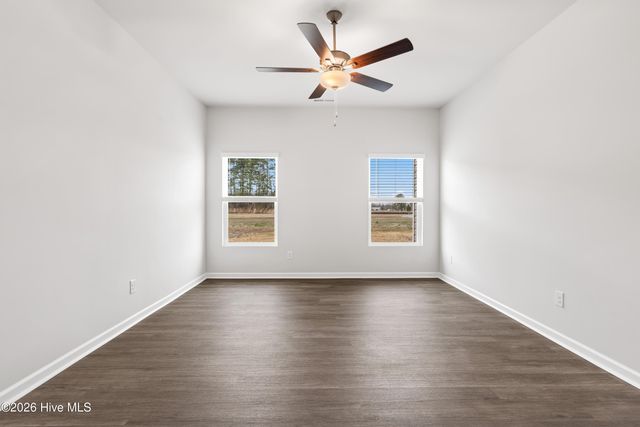 100 Nesbitt Court, Jacksonville, NC 28546