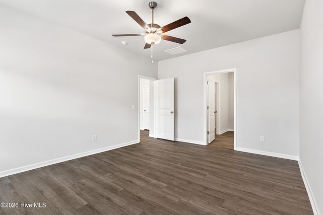 100 Nesbitt Court, Jacksonville, NC 28546