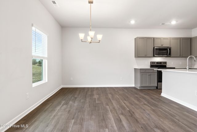 100 Nesbitt Court, Jacksonville, NC 28546