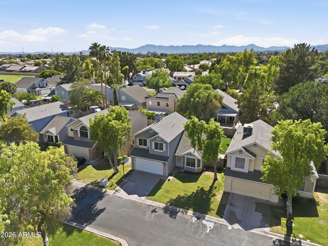 218 S RUSH Circle E, Chandler, AZ 85226