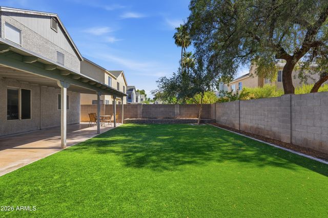 218 S RUSH Circle E, Chandler, AZ 85226
