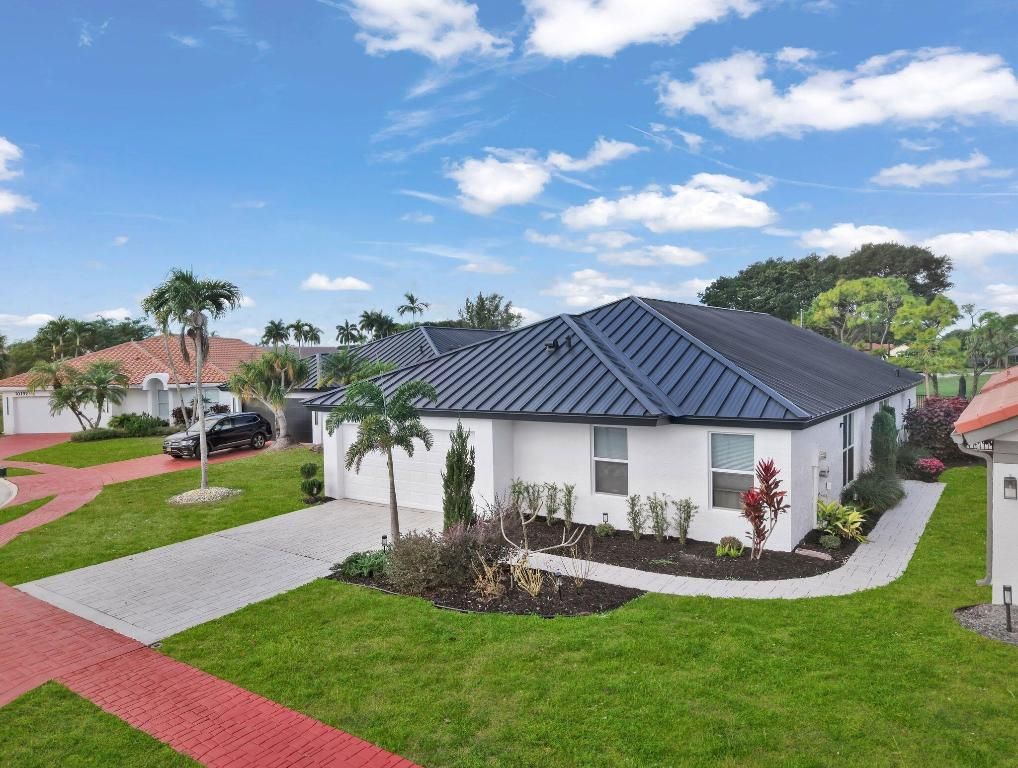 10208 Sunset Bend Drive, Boca Raton, FL 33428