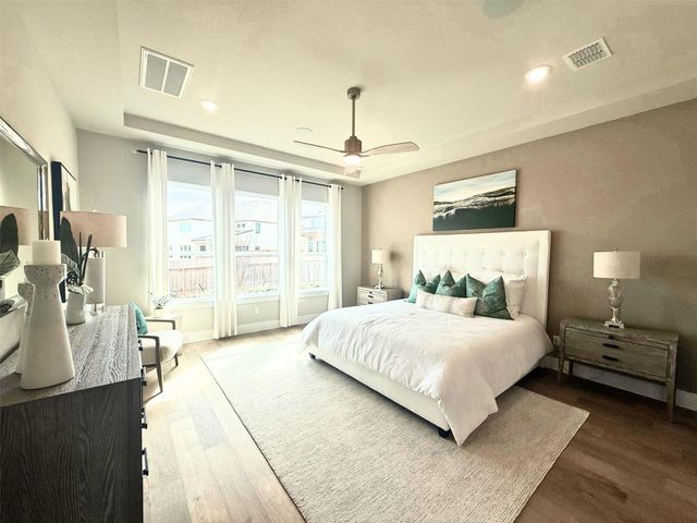 605 Crescent View DR, Georgetown, TX 78628