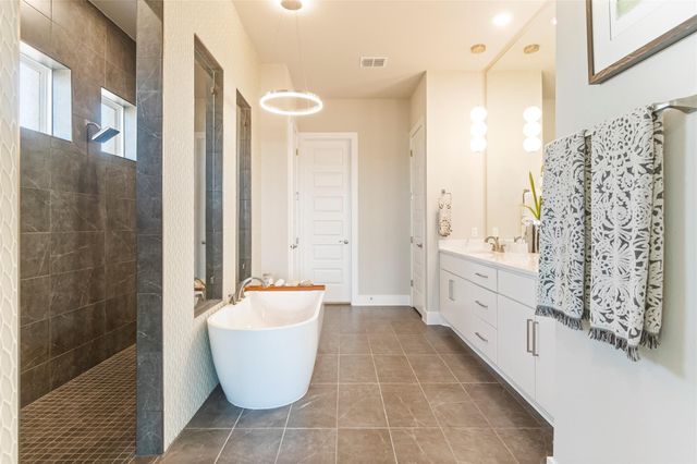 605 Crescent View DR, Georgetown, TX 78628