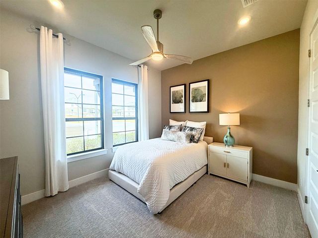 605 Crescent View DR, Georgetown, TX 78628