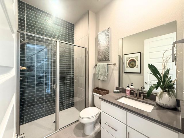 605 Crescent View DR, Georgetown, TX 78628