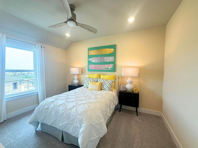 605 Crescent View DR, Georgetown, TX 78628