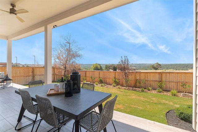 605 Crescent View DR, Georgetown, TX 78628